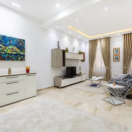 Large 3 Bedroom