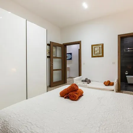 公寓 Large 3 Bedroom 瓦莱塔