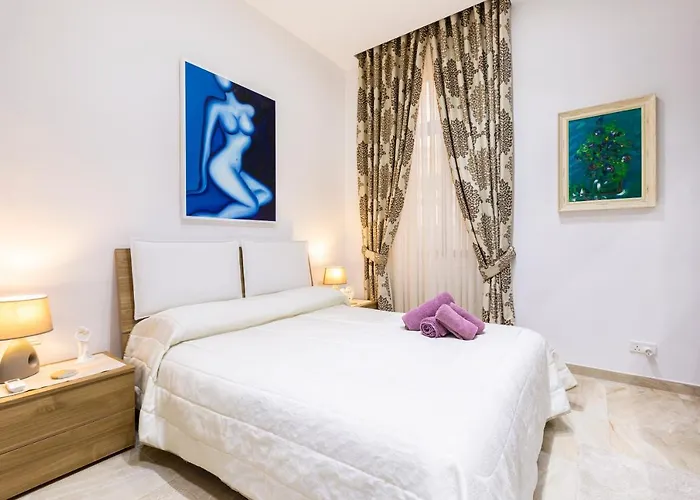 Large 3 Bedroom * La Valletta